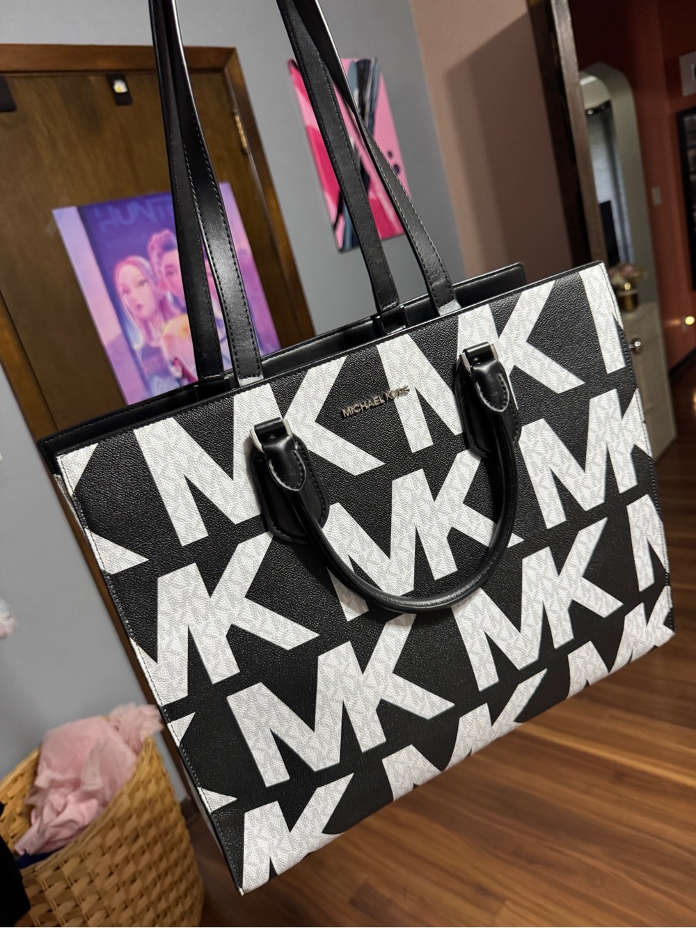 MICHAEL KORS Black & White MK Logo Tote/travel Bag